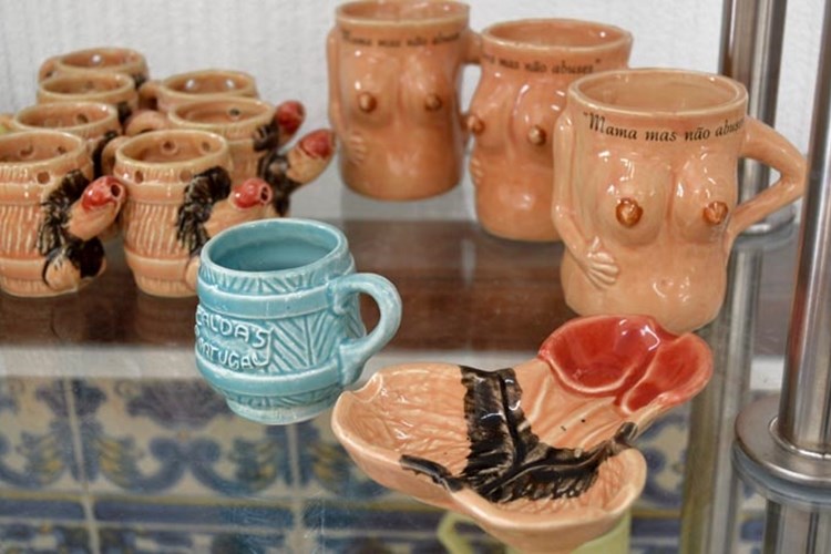Die Keramikpenisse von Caldas da Rainha...