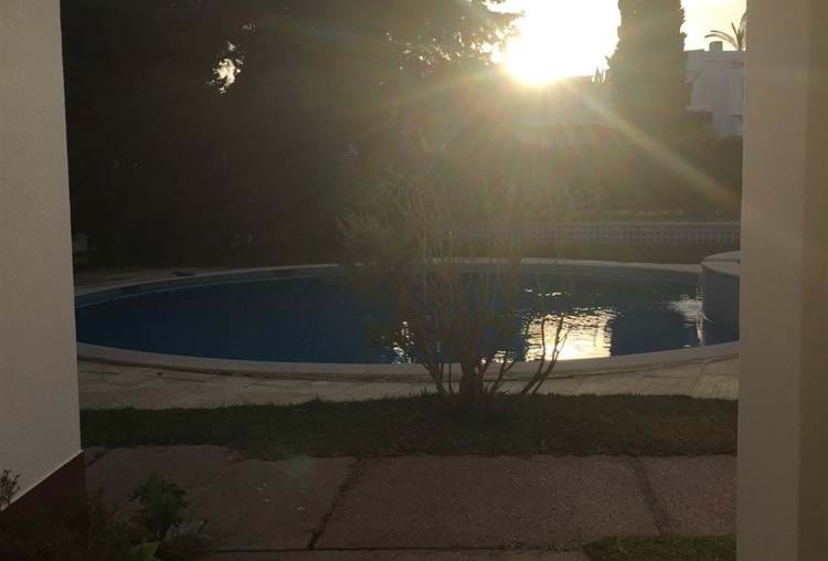 Moradia T3 para férias em Carvoeiro com piscina