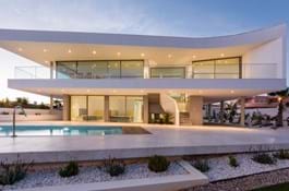 Outstanding Luxury Villa with Panoramic Sea views