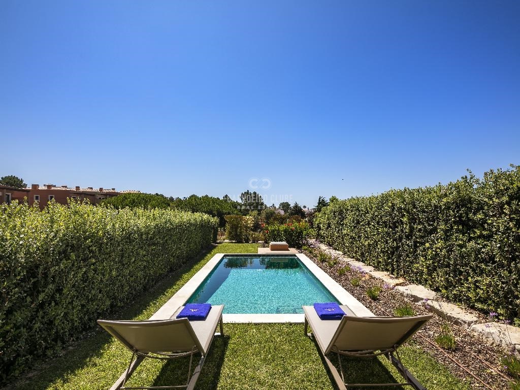 Casa geminada de luxo de 2 quartos com piscina privada  e jardim