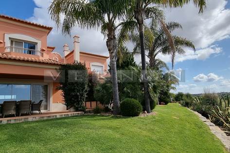 Algarve, zu verkaufen, 1/4 Anteil eines Stadthaus mit 3 Schlafzimmern und Pool im beliebten Golfresort Vale da Pinta, nur 10 Minuten vom Strand von Carvoeiro und Ferragudo entfernt