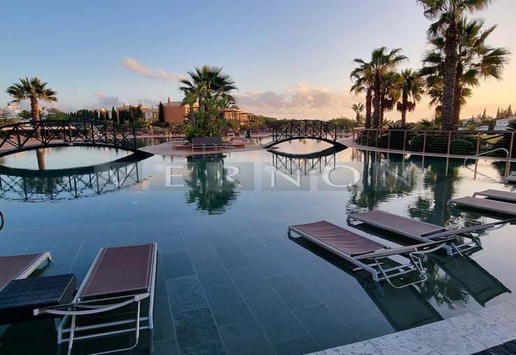 Algarve, Carvoeiro para venda: Luxuoso apartamento T2, para venda em Spa resort de 5 estrelas Monte Santo.