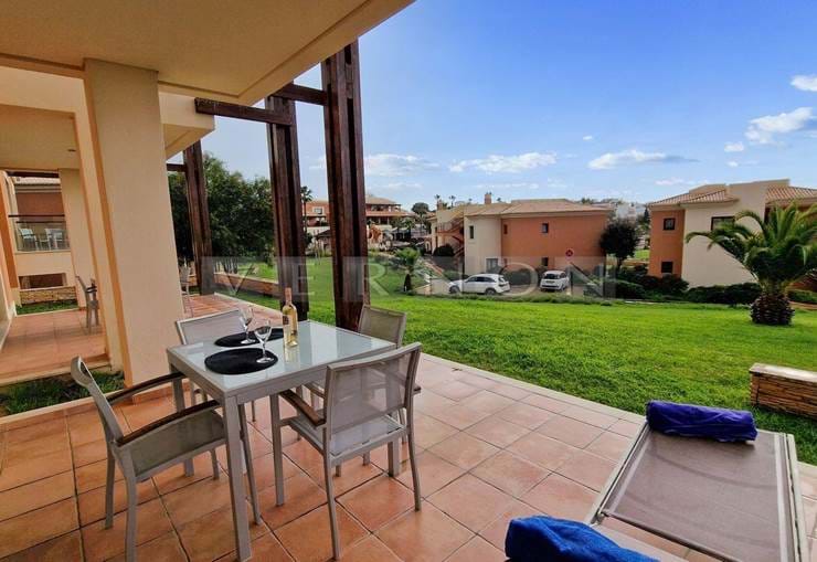 Algarve, Carvoeiro à vendre: Appartement de luxe de 2 chambres,  2 salles de bain, à vendre dans  la prestigieuse station balnéaire  de 5 étoiles Monte Santo.
