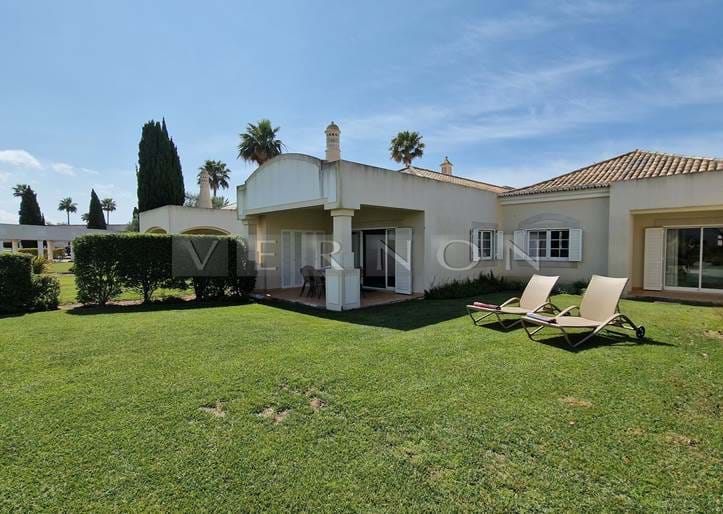 Algarve Carvoeiro 2 bedroom townhouse for sale on 5 star Spa Resort Vale de Oliveiras 