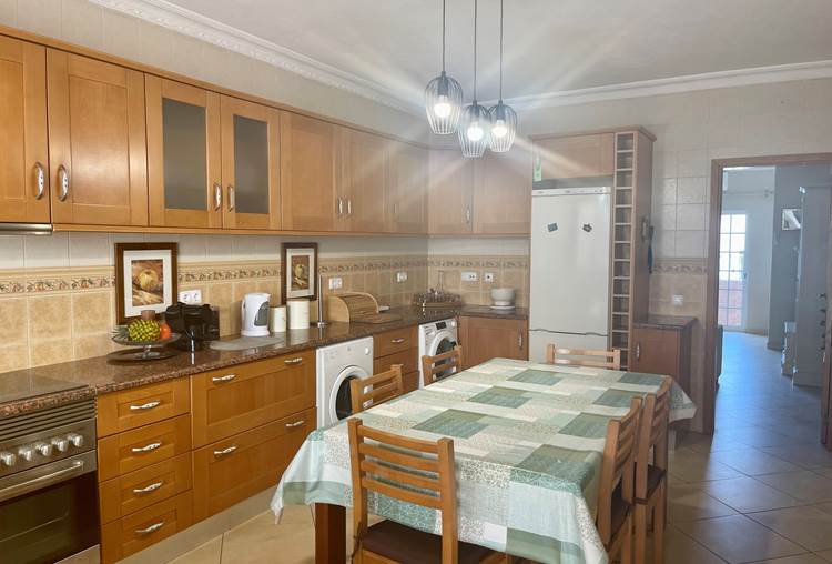 Townhouse with 3 bedrooms + office in Silves 