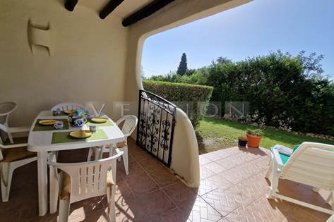 Algarve Carvoeiro for sale 1+1 bed ground floor apartment with communal gardens within walking distance to  Carvoeiro beach & centre