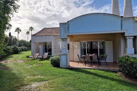 Algarve Carvoeiro zu verkaufen 1/4 ANTEIL (3 MONATE NUTZUNG PRO JAHR) von eine Reihenhaus mit 2 Schlafzimmern im Spa-Resort Vale de Oliveiras