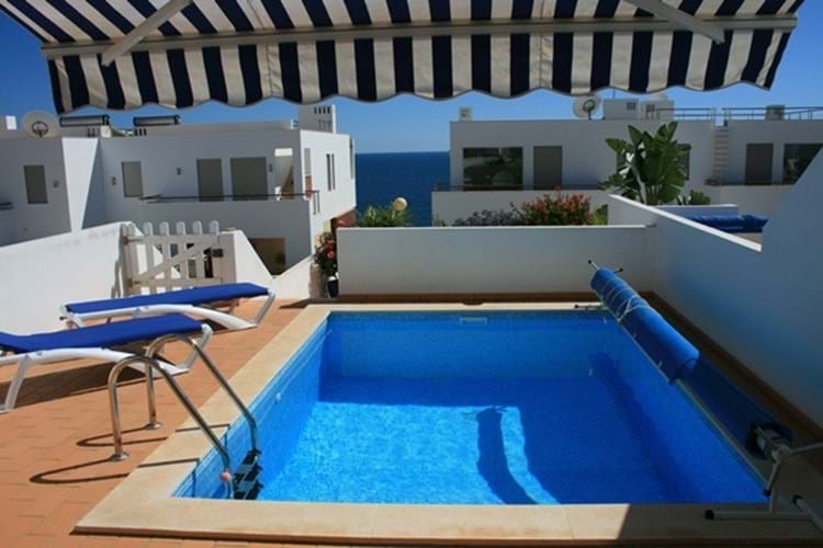 Villa to rent in Lagos Praia da Luz | T3s | Ref: 7151