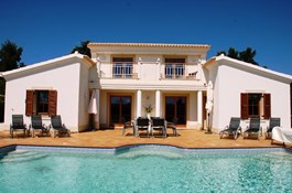 Fantastic 4 Bedroom Villa with private Pool