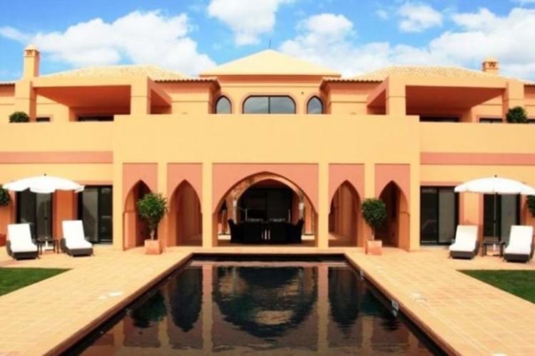 Villa zu verkaufen Lagos  | T5s | Ref: 7241